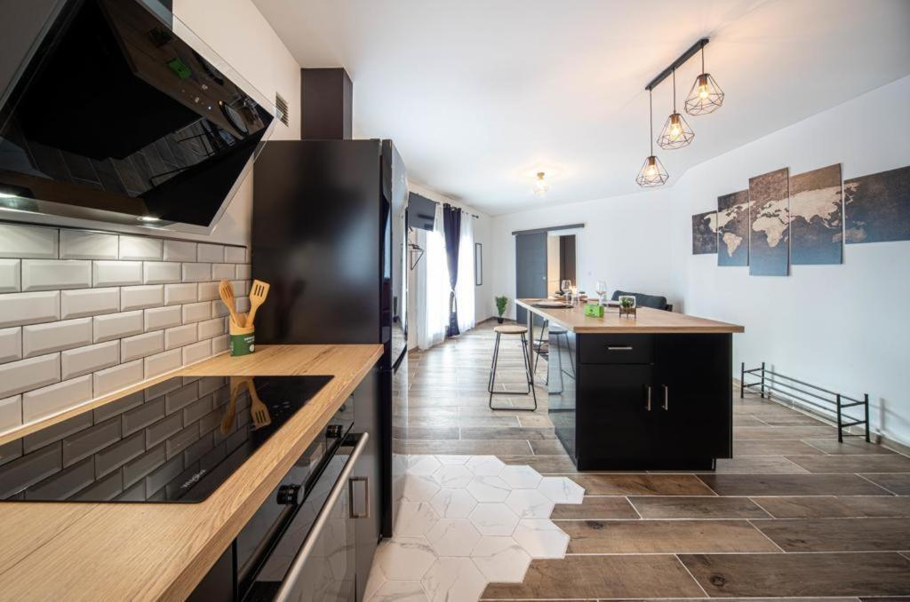 Beautifulhome Appartement Avec Balcon - Centre Ville シャロン・シュル・ソーヌ エクステリア 写真